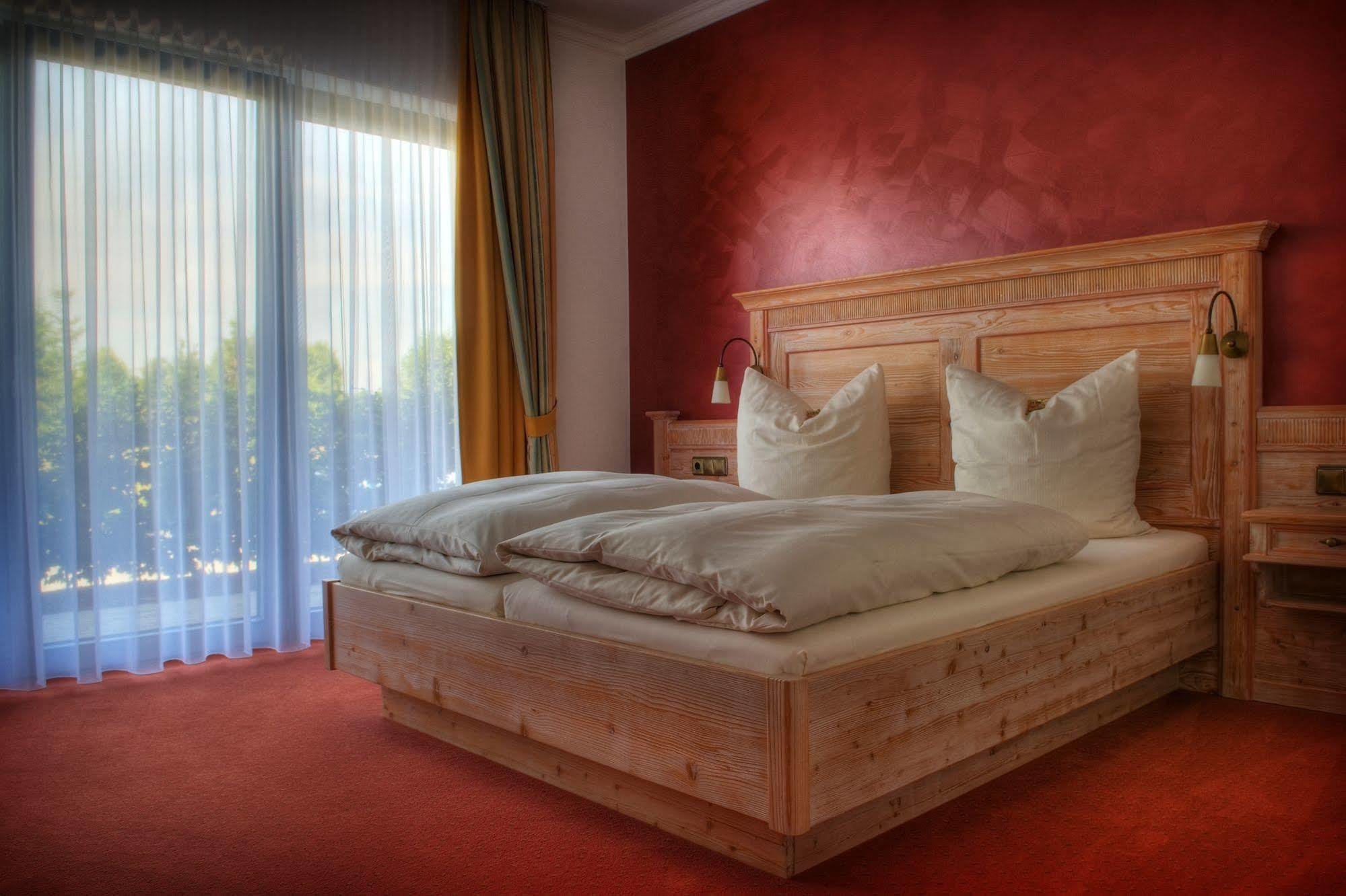 Hotel Till-Moyland Garni Kültér fotó